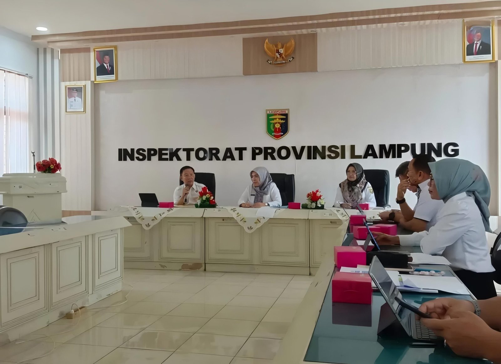 Peningkatan Kualitas Layanan BPKAD Melalui SOP dan Komitmen Pejabat 1 Peningkatan Kualitas Layanan BPKAD Melalui SOP dan Komitmen Pejabat