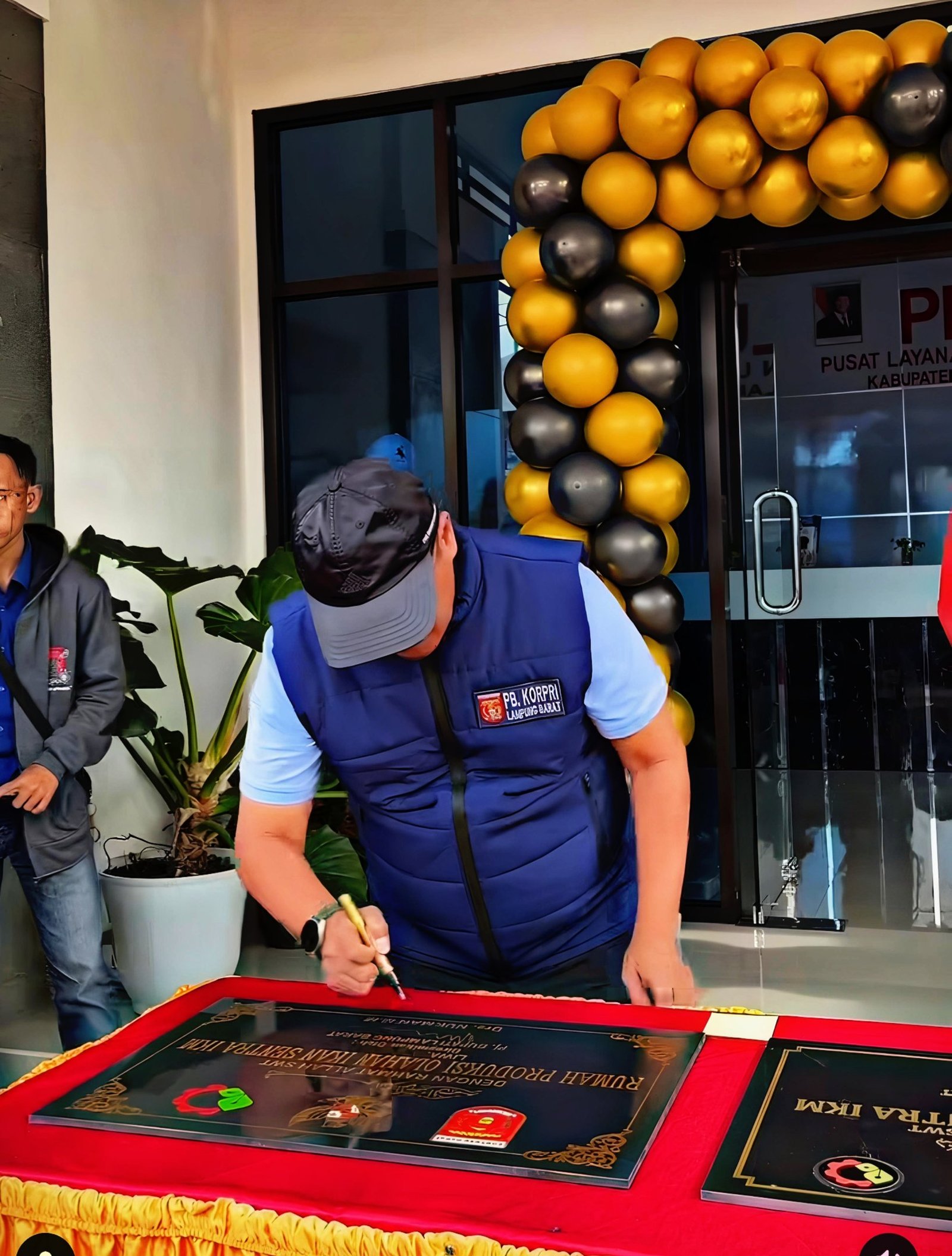 pendatangan resmi AVL1jVJK96CXe9rz 1