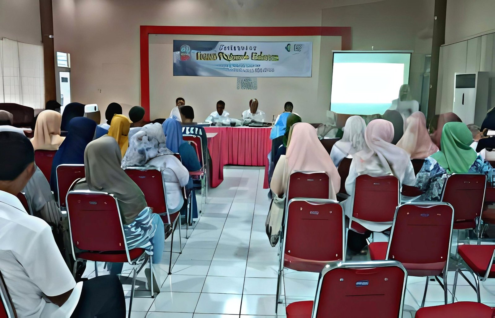 Dinas Kesehatan Lampung Selatan Gelar Pertemuan Kursus Penjamah Makanan 2025 1 program d9577x8JjDuyLN6j 2 scaled