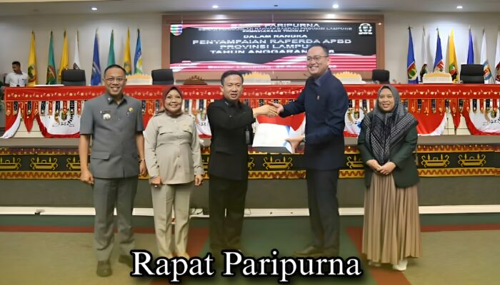 Sekda Marindo Kurniawan Serahkan Raperda APBD 2026, Ungkap Prioritas Pendidikan Gratis dan Infrastruktur Lampung