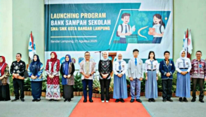 Thomas Americo Wujudkan Bank Sampah Sekolah, Ciptakan Generasi Peduli Lingkungan