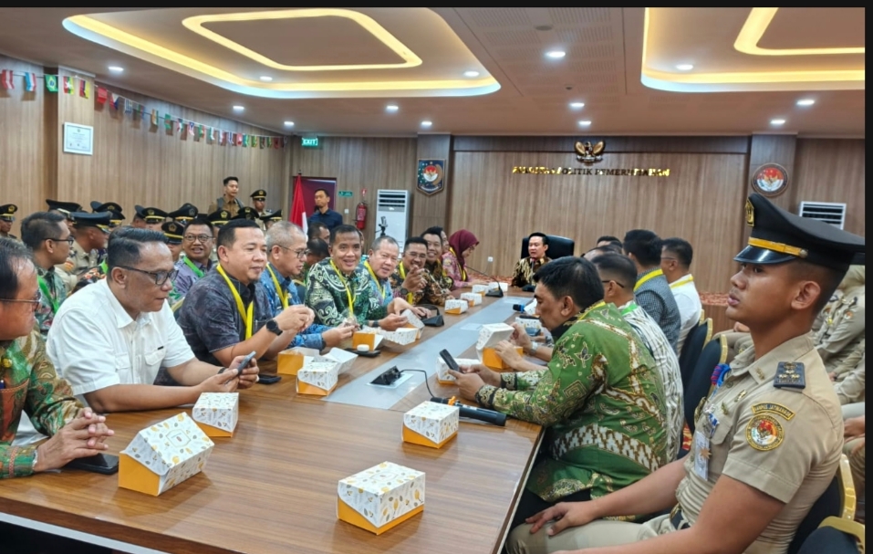 Di Sela Retreat Nasional, Sekdaprov Marindo Asah Mental 85 Calon Pemimpin Lampung di IPDN 1 Di Sela Retreat Nasional, Sekdaprov Marindo Asah Mental 85 Calon Pemimpin Lampung di IPDN