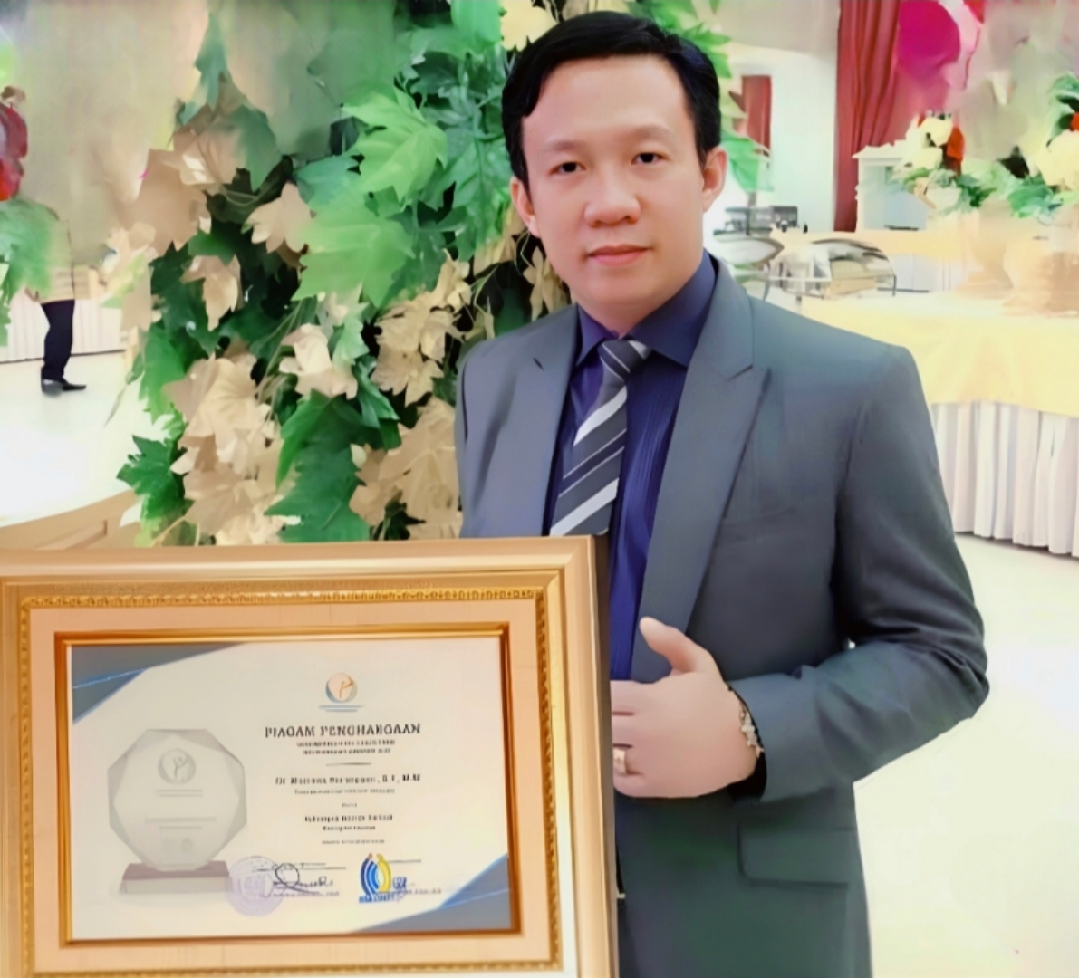 Torehkan Prestasi Nasional, Sekdaprov Lampung Marindo Kurniawan Raih Penghargaan Sekda Terbaik Kategori Vision 2025