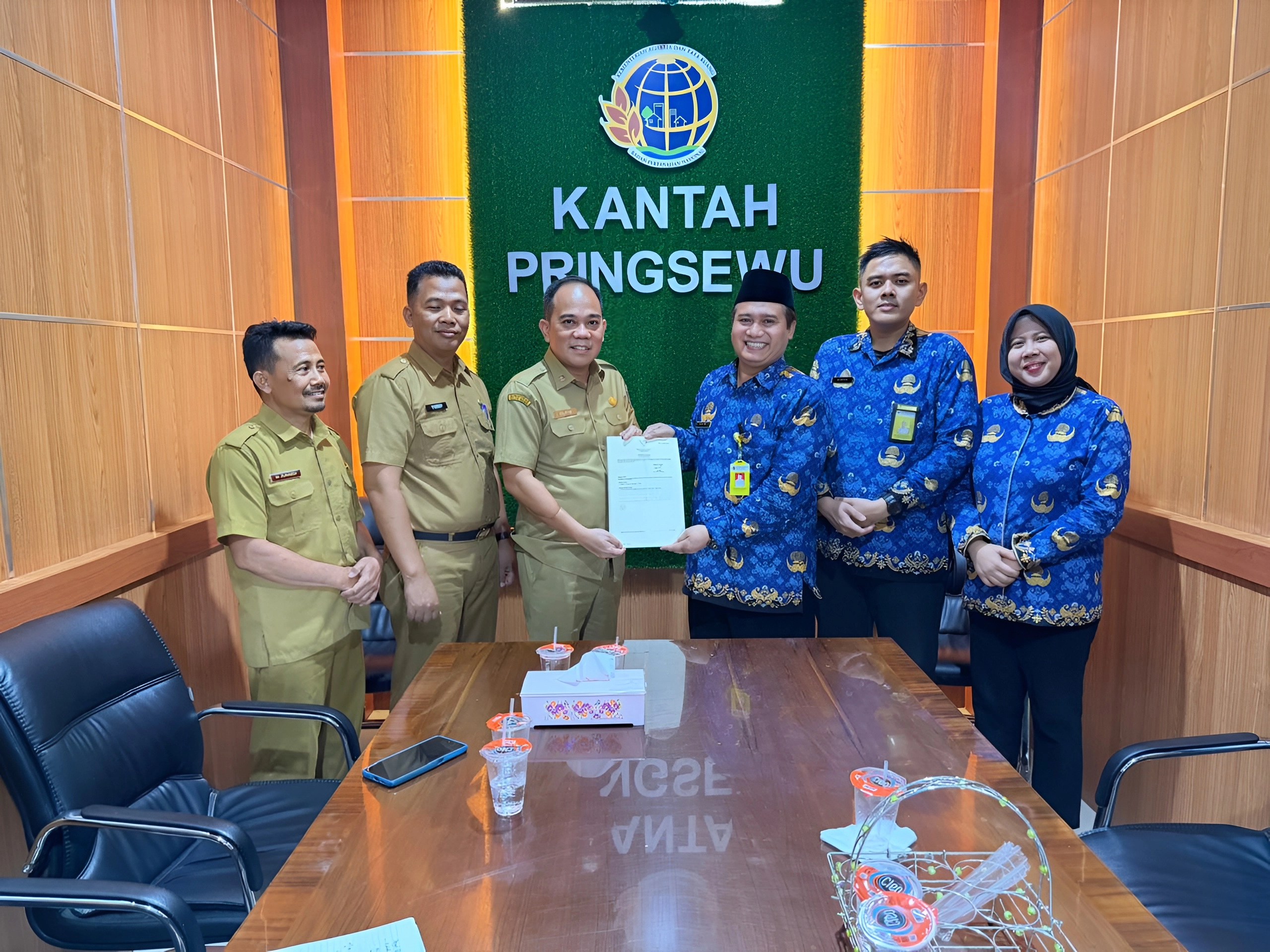 LOMPATAN SPEKTAKULER BPKAD PRINGSEWU! 50 Sertipikat Aset Diamankan, Olpin Putra Buktikan Kinerja Emas di Balik Keberhasilan Pringsewu!