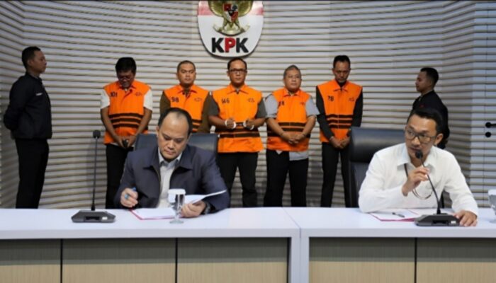 OTT KPK di Lampung Tengah: Bupati AW Ditetapkan Tersangka, Diduga Patok “Fee” Proyek hingga 20% Demi Bayar Utang Kampanye