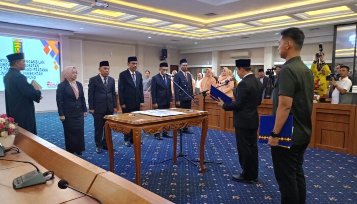 Gerbong Mutasi Bergerak, Sekda Lampung Lantik 5 Pejabat Eselon II