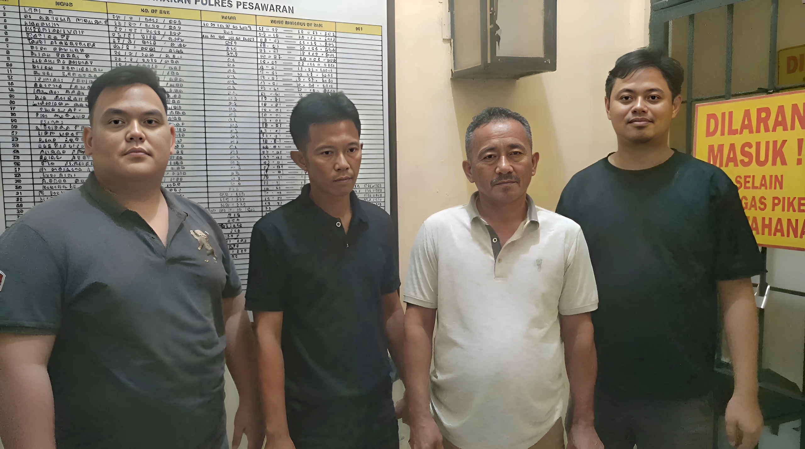 Topeng Pers untuk Memeras: Polres Pesawaran Bongkar Sindikat Pemerasan Berkedok Berita 1 Topeng Pers untuk Memeras: Polres Pesawaran Bongkar Sindikat Pemerasan Berkedok Berita