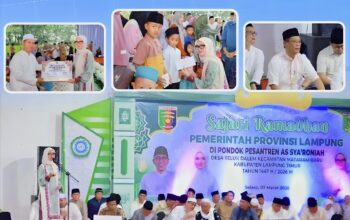 Pererat Silaturahmi, Kepala Bapenda Lampung Dampingi Wagub Jihan Nurlela Gelar Safari Ramadan di Ponpes As Sya’roniah
