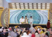 Bangga Jadi Tuan Rumah Doa Untuk Negeri tvOne, Gubernur Rahmat Mirzani Djausal Sambut Antusias Tausiah UAS di Masjid Al-Bakrie 10 Bangga Jadi Tuan Rumah Doa Untuk Negeri tvOne, Gubernur Rahmat Mirzani Djausal Sambut Antusias Tausiah UAS di Masjid Al-Bakrie