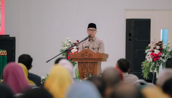 Gubernur Rahmat Mirzani Djausal Serukan Seluruh Elemen Masyarakat Perkuat Komitmen Jaga NKRI dari Ancaman Radikalisme