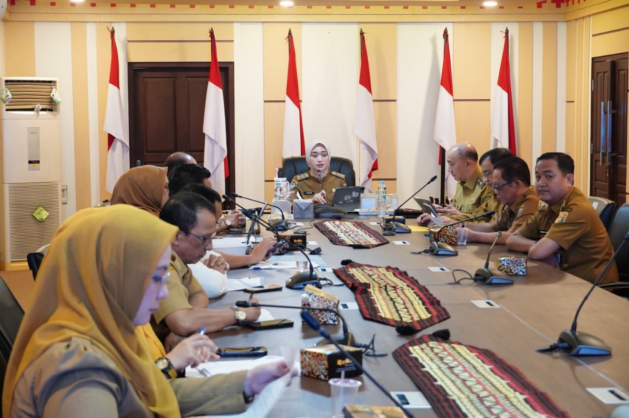 Desaku Maju Lampung 2026, Wagub Jihan Nurlela, Hilirisasi Desa Lampung, Bed Dryer Pertanian, Pupuk Organik Cair Lampung, BUMDes Lampung, Ekonomi Desa Lampung