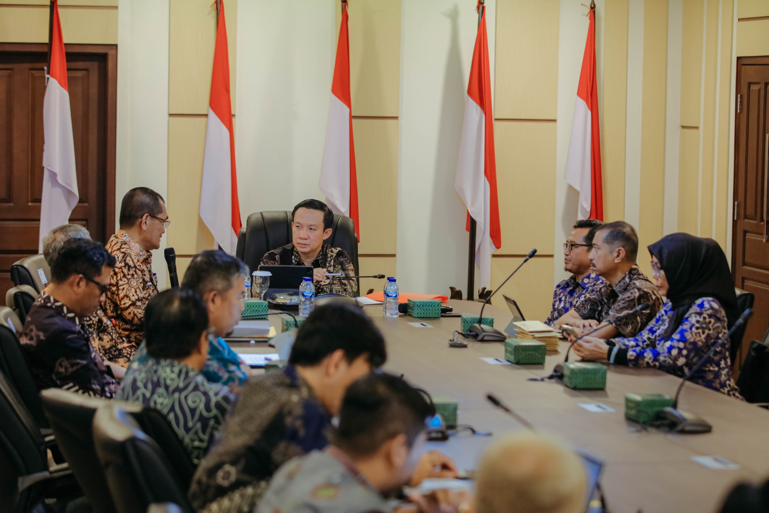 Pastikan Program Berjalan Optimal, Sekdaprov Marindo Pimpin Evaluasi Sekolah Rakyat Bersama BPKP Lampung