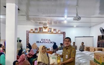 Ratusan Warga Hajimena Antusias Terima Bantuan Sembako, Pemdes Pastikan Distribusi Tertib dan Tepat Sasaran