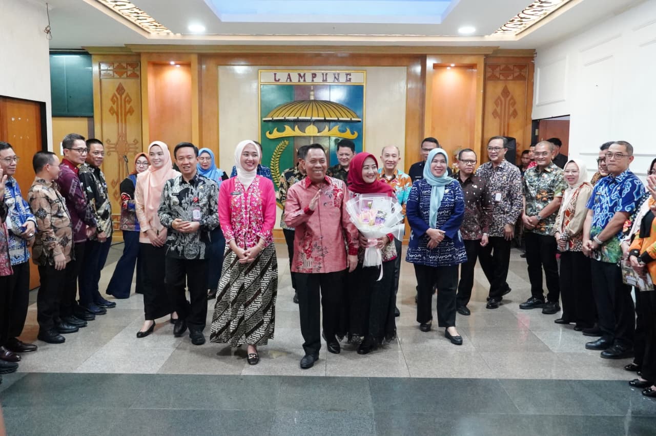 Wagub Jihan Lepas 42 ASN Purna Bakti, Kadis Intizam Cetak Sejarah Pangkat Tertinggi 1 Wagub Jihan Lepas 42 ASN Purna Bakti, Kadis Intizam Cetak Sejarah Pangkat Tertinggi
