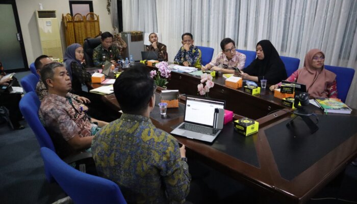 Akhiri Era ‘Tumpang Gratis’ Sekda Marindo Pimpin Gebrakan Pungutan Retribusi Fiber Optik untuk Genjot PAD Lampung